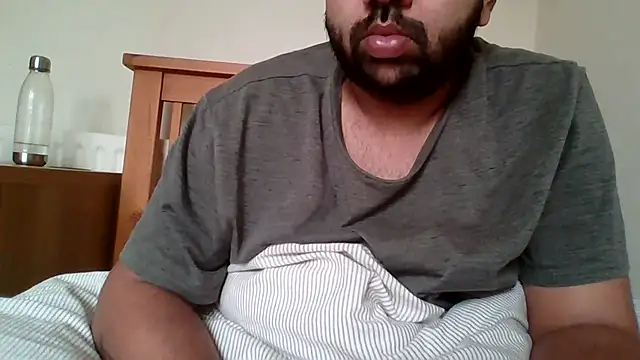 whoreboi98 online show from 04-17-26, 10:18