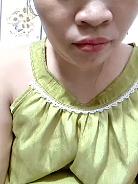 Snapshot of _Mira_69_ chatting on 06-22-26, 03:25 Mira 69 online show from 06-22-26, 03:25