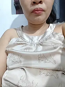 Snapshot of _Mira_69_ chatting on 07-15-26, 12:21 Mira 69 online show from 07-15-26, 12:21