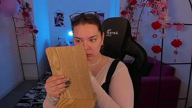 KeytSilvas online show from 04-28-26, 06:29