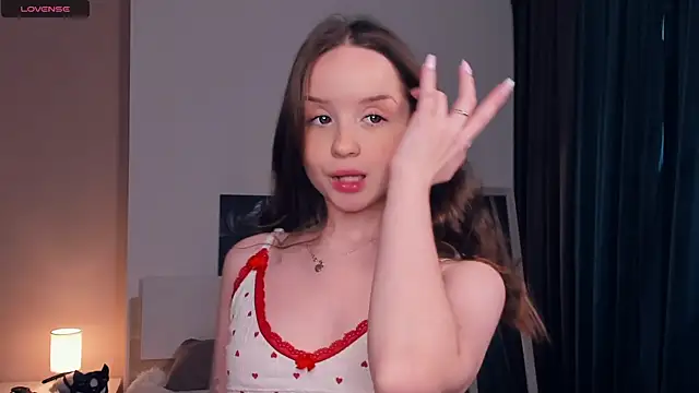 Snapshot of RenetTolken chatting on 09-24-25, 09:12 RenetTolken online show from 09-24-25, 09:12