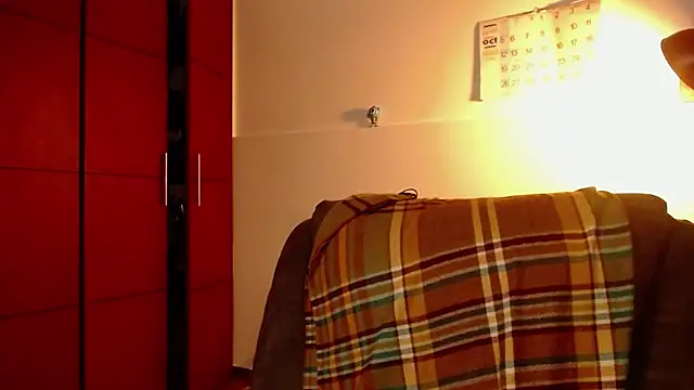 NEXT DOOR GIRL  online show from 10-11-25, 09:46