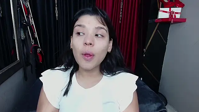 AvaLusty online show from 02-10-25, 07:28