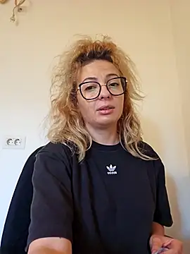 Selenna emma online show from 11-13-25, 12:48