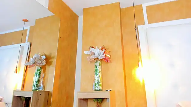 emilyadams0 online show from 12-01-25, 09:09