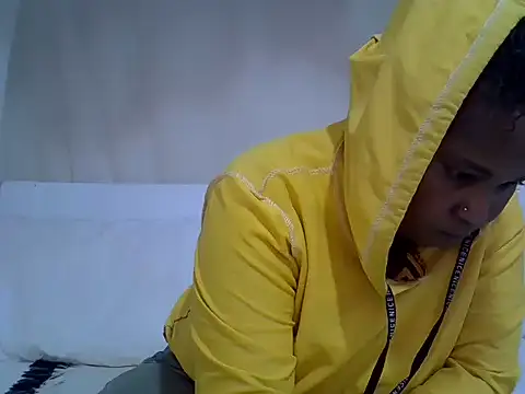 Snapshot of browndolly12 chatting on 07-16-26, 11:49 browndolly12 online show from 07-16-26, 11:49