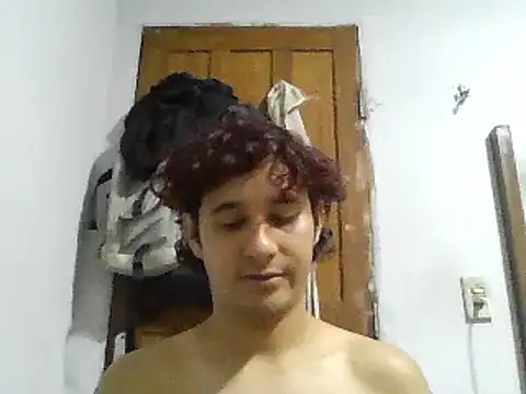 Snapshot of pedrodavid_ chatting on 12-28-24, 05:57 pedrodavid  online show from 12-28-24, 05:57