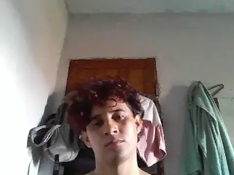 Snapshot of pedrodavid_ chatting on 01-25-25, 08:21 pedrodavid  online show from 01-25-25, 08:21