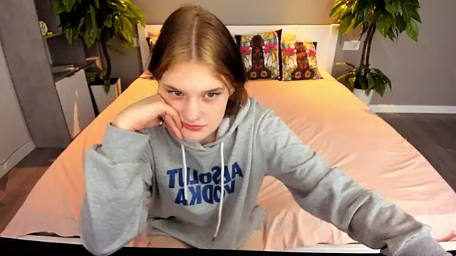 CandyBooms  online show from 09-15-25, 12:49
