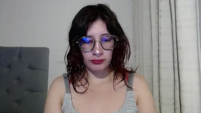 mariana124- online show from 01-04-25, 07:02