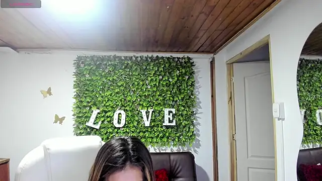 Enma  clark online show from 03-10-25, 07:07