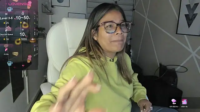 Enma  clark online show from 09-17-25, 07:48