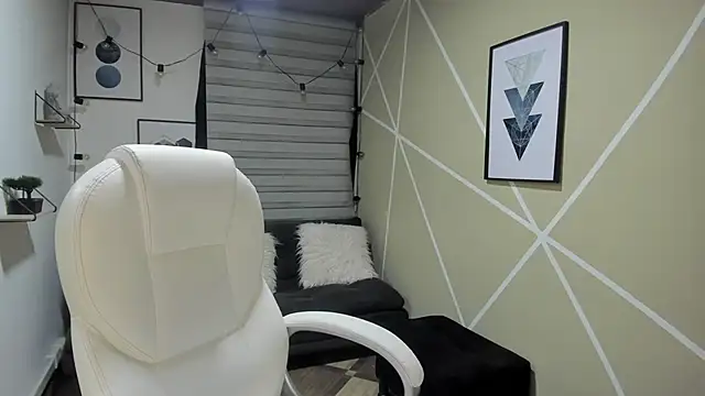 Enma  clark online show from 09-20-25, 04:02