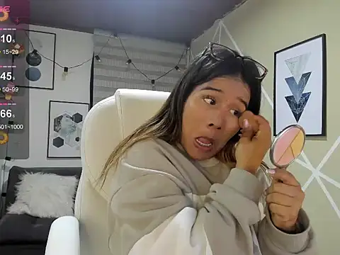 Enma  clark online show from 10-22-25, 08:41