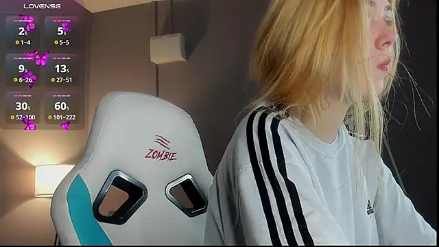 Snapshot of Vanessa_Walters chatting on 01-19-25, 02:57 Vanessa Walters online show from 01-19-25, 02:57