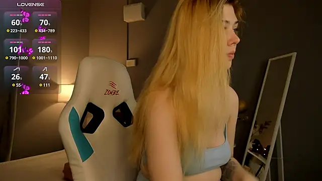 Snapshot of Vanessa_Walters chatting on 02-09-25, 01:33 Vanessa Walters online show from 02-09-25, 01:33