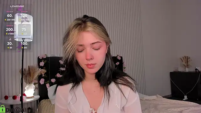 Snapshot of Vanessa_Walters chatting on 09-18-25, 02:02 Vanessa Walters online show from 09-18-25, 02:02