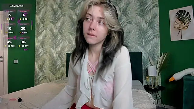 Snapshot of Vanessa_Walters chatting on 09-26-25, 02:04 Vanessa Walters online show from 09-26-25, 02:04