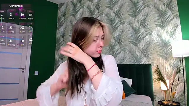 Snapshot of Vanessa_Walters chatting on 10-10-25, 03:27 Vanessa Walters online show from 10-10-25, 03:27