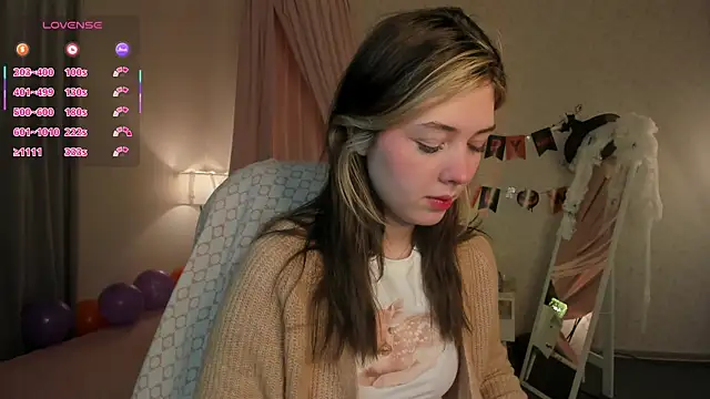 Snapshot of Vanessa_Walters chatting on 10-30-25, 02:57 Vanessa Walters online show from 10-30-25, 02:57