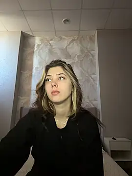 Vanessa Walters online show from 04-29-26, 03:10