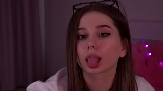 DianaVert online show from 01-22-25, 03:41