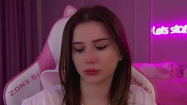 DianaVert online show from 03-21-25, 12:40