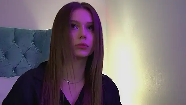 DianaVert online show from 11-20-25, 06:07