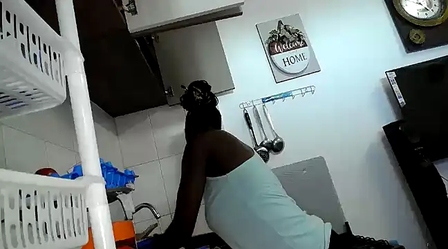 queen-goddess online show from 01-06-25, 01:19