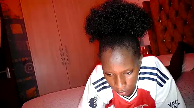 queen-goddess online show from 03-09-25, 04:11