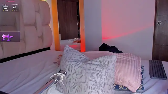 brendaruiz online show from 11-15-25, 11:51