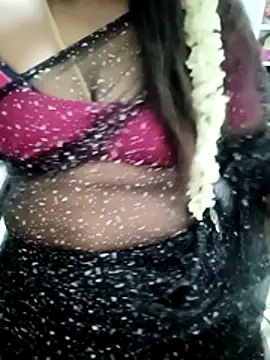 Snapshot of tamil_subha69 chatting on 06-11-26, 06:50 tamil subha69 online show from 06-11-26, 06:50