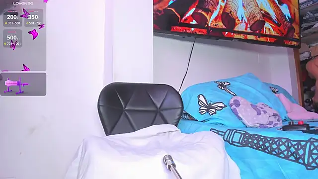 lily evil online show from 03-26-26, 05:40