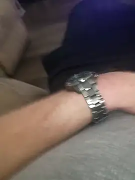 otterlover123 online show from 02-12-26, 05:41