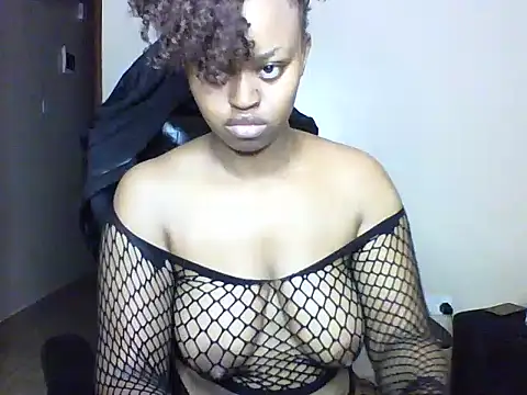 Snapshot of Candii_wet_ chatting on 11-14-25, 03:22 Candii wet online show from 11-14-25, 03:22