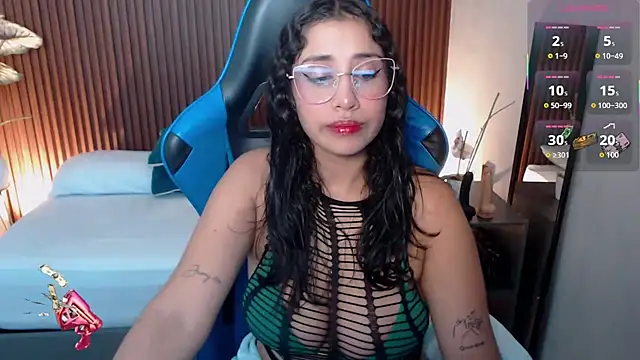 venuz lee online show from 11-14-25, 01:21