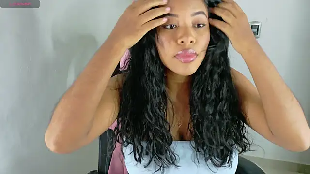 Snapshot of Abby_tits chatting on 01-10-25, 03:50 Abby tits online show from 01-10-25, 03:50