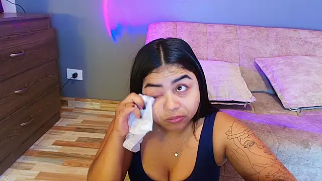 jade brunnette online show from 07-24-26, 09:46