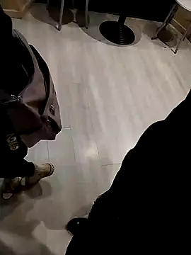 Snapshot of couplemilf2 chatting on 12-01-24, 08:31 couplemilf2 online show from 12-01-24, 08:31