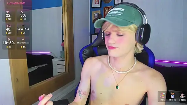 VladHellsing4 online show from 09-17-25, 02:41