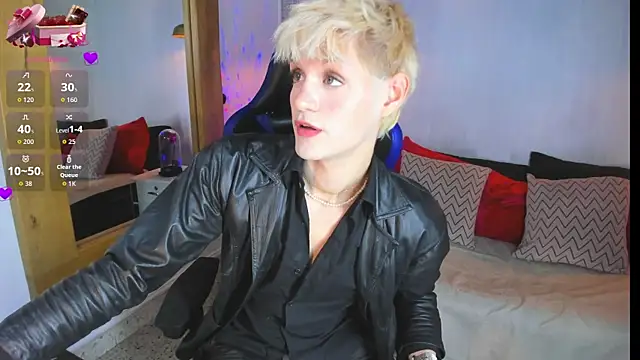 VladHellsing4 online show from 04-28-26, 02:11