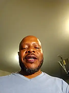 Snapshot of personalityalwayswins2 chatting on 09-29-25, 08:19 personalityalwayswins2 online show from 09-29-25, 08:19
