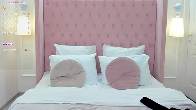 MilaVoxx online show from 12-04-24, 06:11