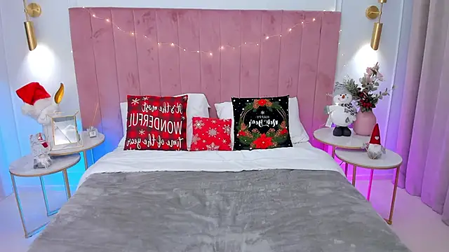 MilaVoxx online show from 12-23-24, 06:00