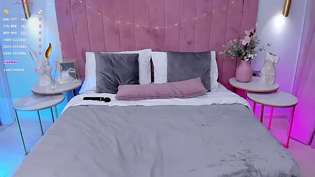 MilaVoxx online show from 03-13-25, 11:51