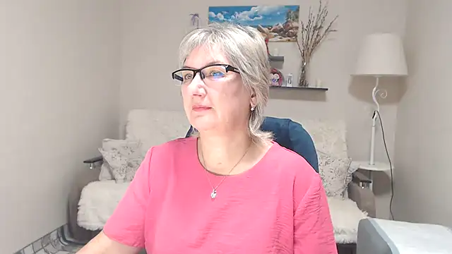 FleurMays online show from 10-29-25, 03:42