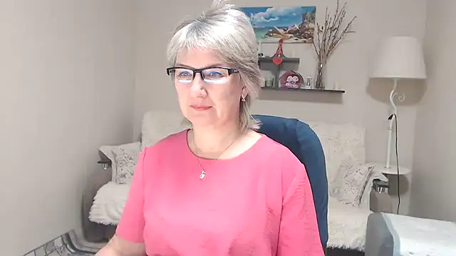 FleurMays online show from 11-23-25, 04:56