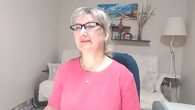 FleurMays online show from 12-14-25, 04:40