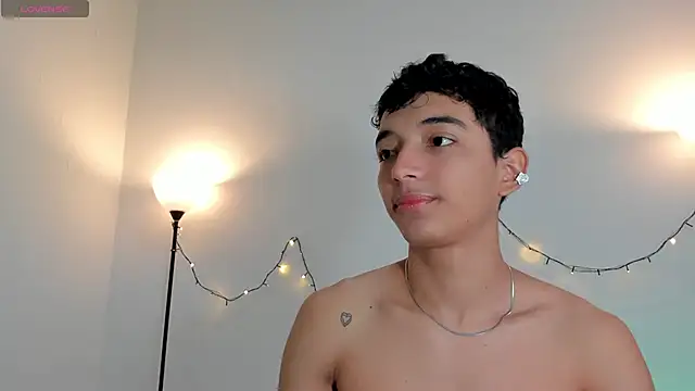 Snapshot of mike_tylor01 chatting on 03-19-25, 12:56 mike tylor01 online show from 03-19-25, 12:56