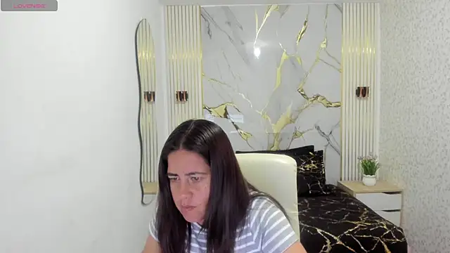 kathina giraldo online show from 03-26-26, 12:55